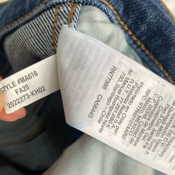 Madewell 10" High-Rise Skinny Jeans in Wendover Wash Tencel Denim Size 27 - Picture 10 of 10